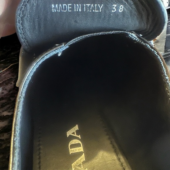Authentic Prada Women's Triangle Logo Loafers Spazzolato Leather Black 38 - Picture 7 of 12